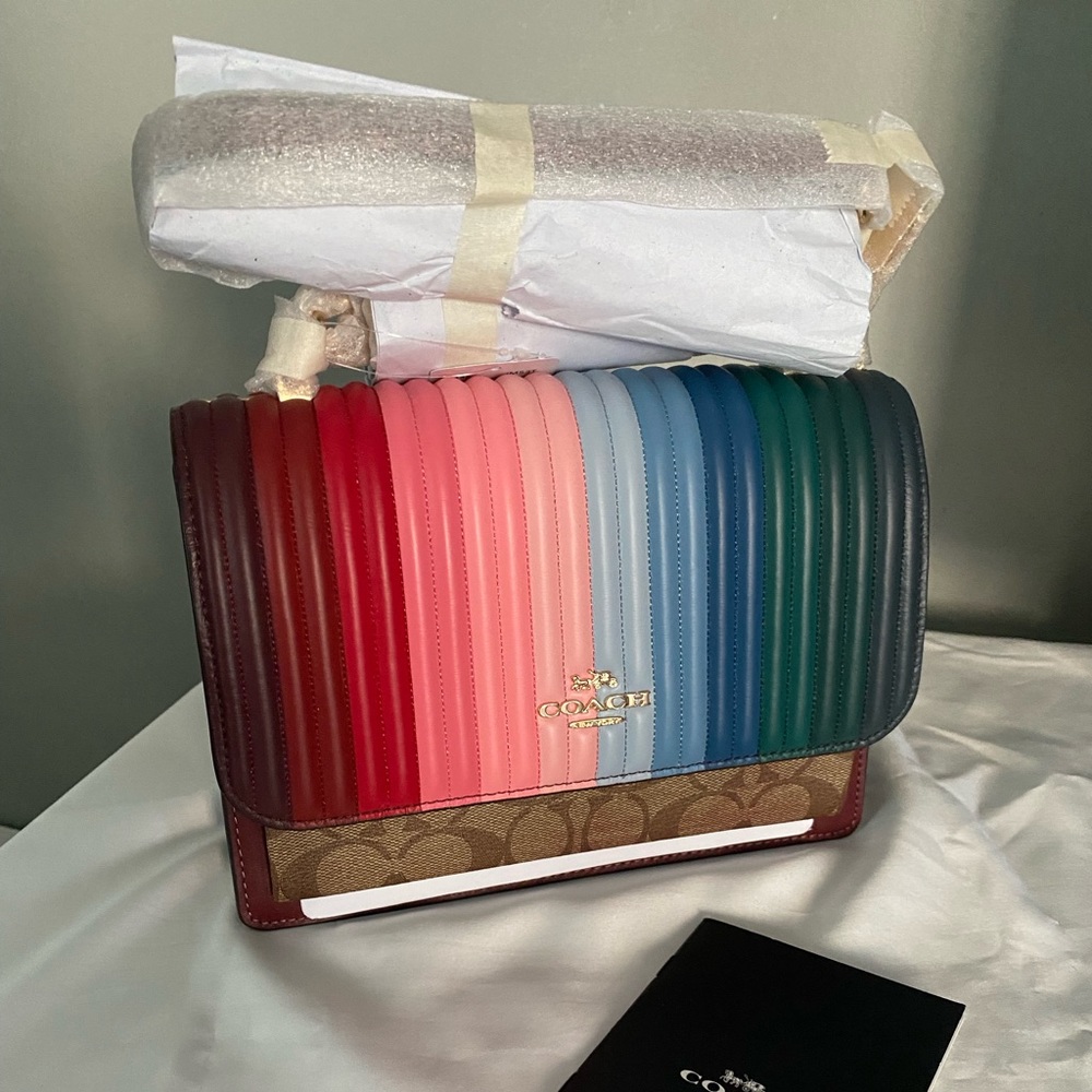 🎊🌈HOST PICK🎊🌈Coach Klare Crossbody with Ombré Quilting